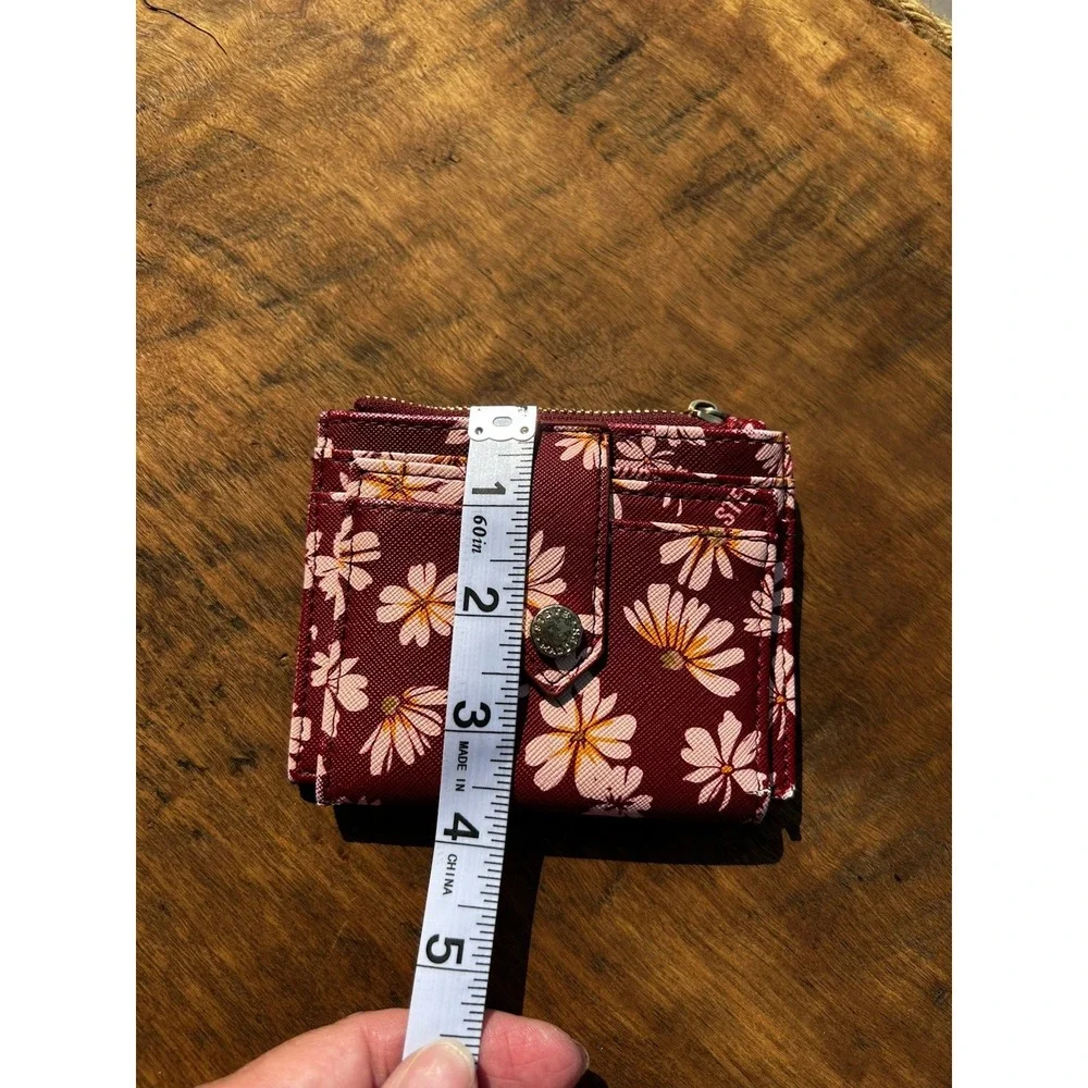 Steve Madden Floral Mini Wallet Card Holder Zip Coin Purse ID Window Burgundy